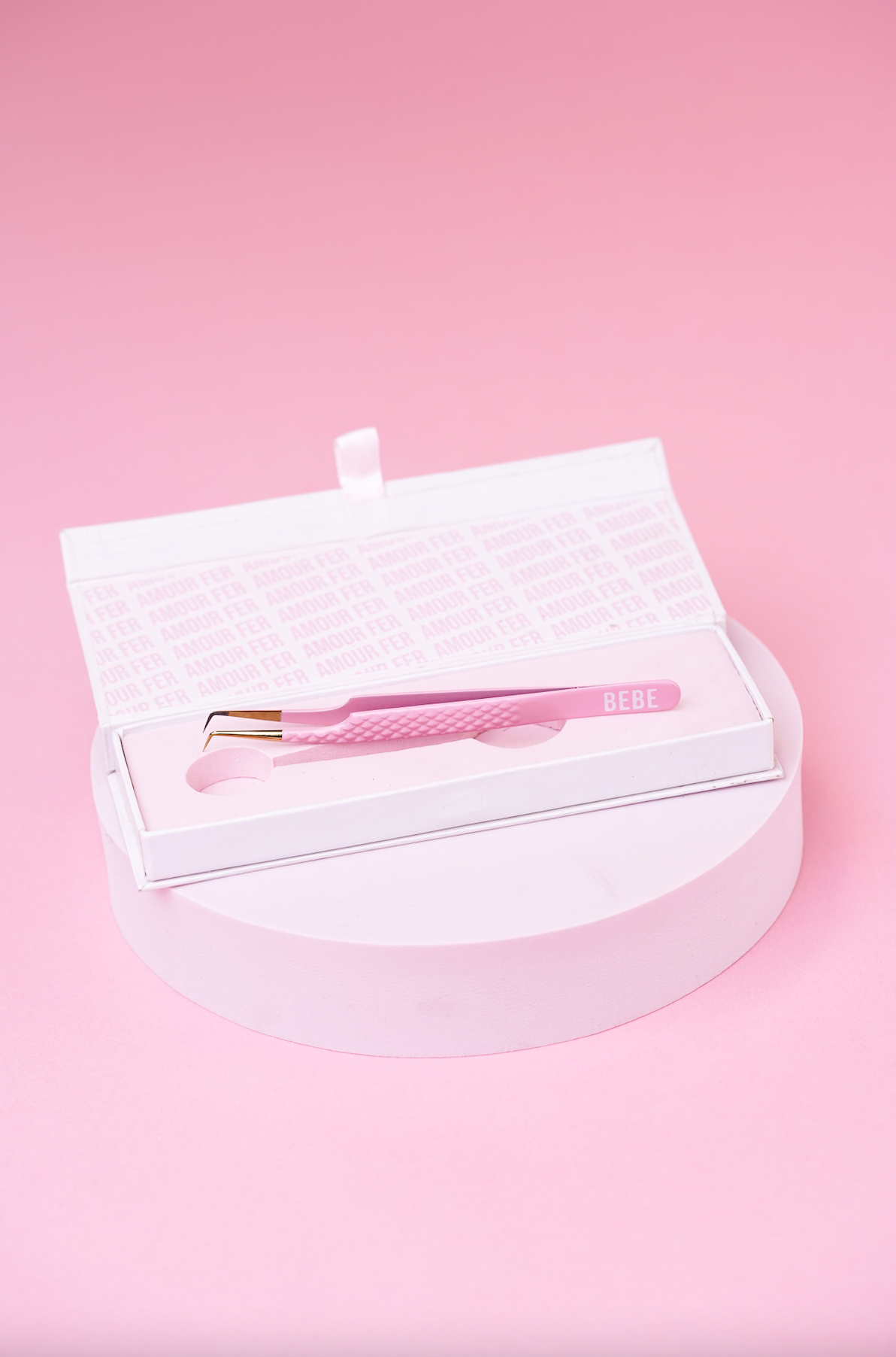 BEBE 90° TWEEZER