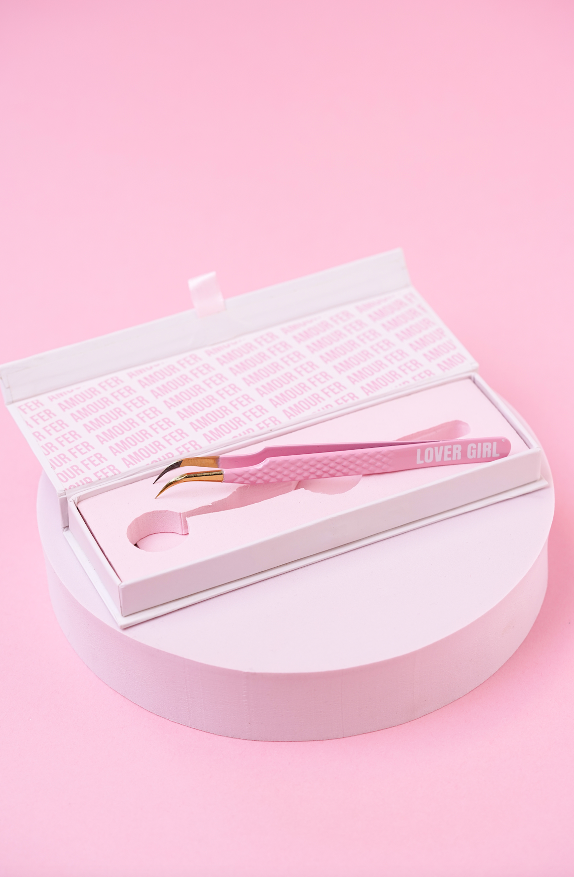 LOVER GIRL ♡ TWEEZER